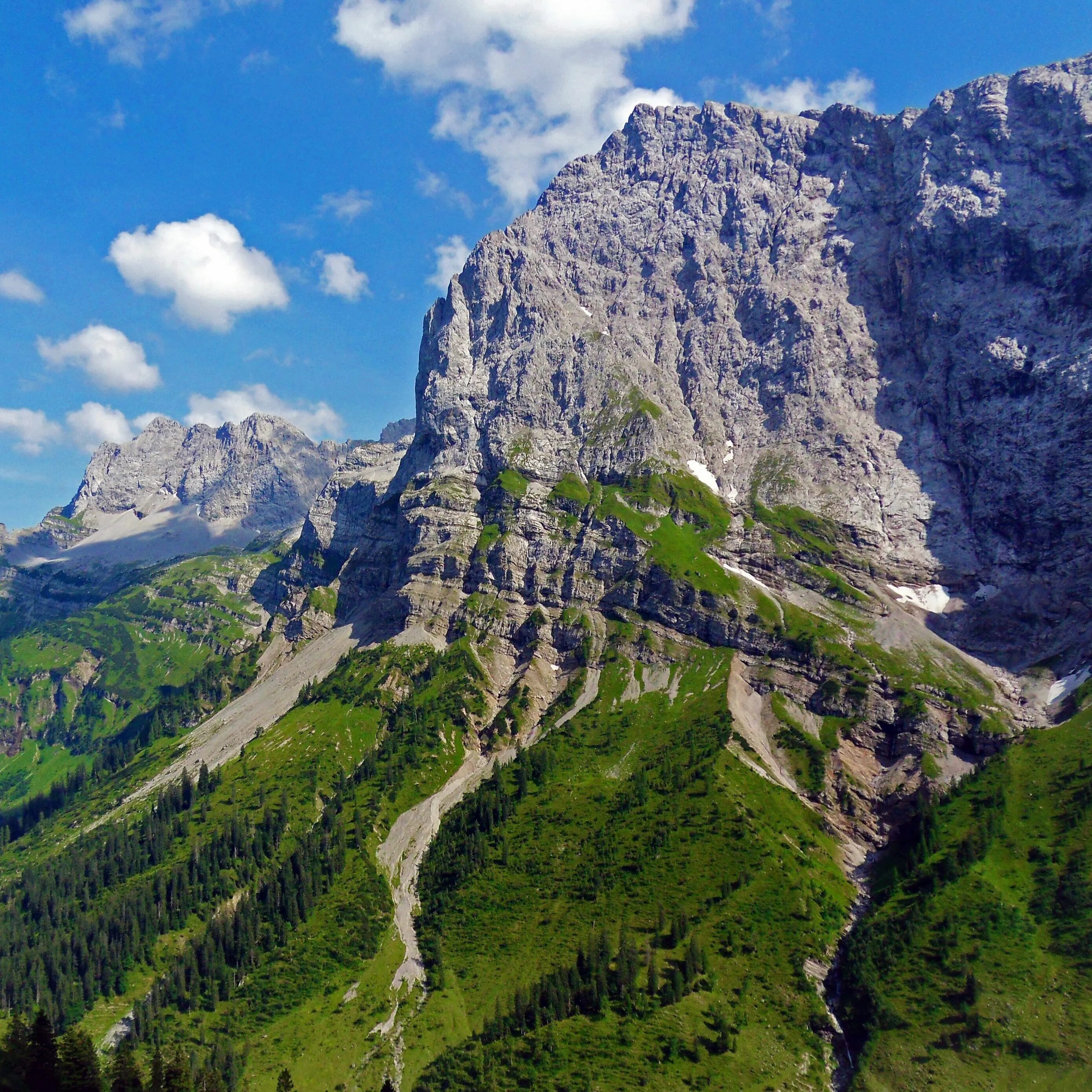 Альпы les 2 alpes. Альпа 2. Альпа 2. Ле де зальп франция горнолыжный курорт форо. Альпа 2.