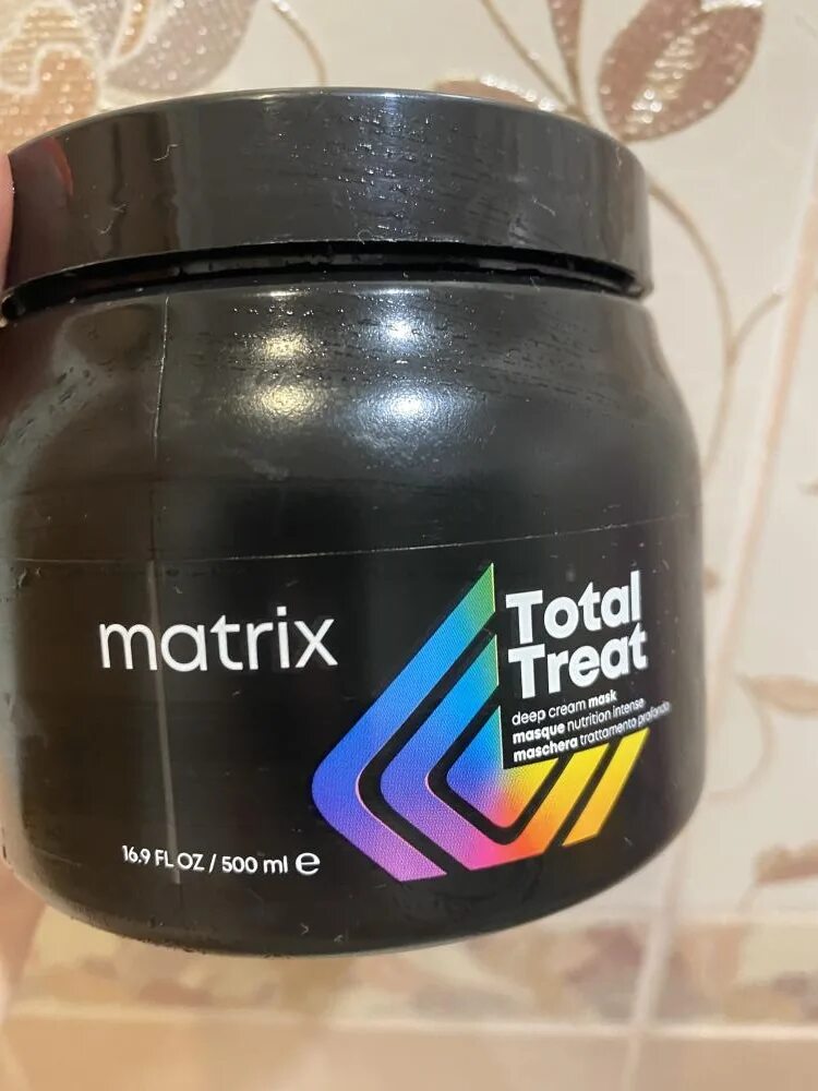 Matrix total results маска. Тотал трит маска. Тотал трит маска для волос. Маска для волос matrix total treat. Matrix total маска.