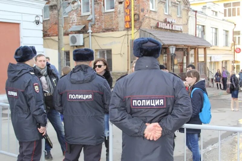 Служба охраны общественного порядка. Полиция охраняет курорт. Охрана общественного порядка надзор. Охрана общественного порядка надзор. Кашигин александр охрана общественного порядка.