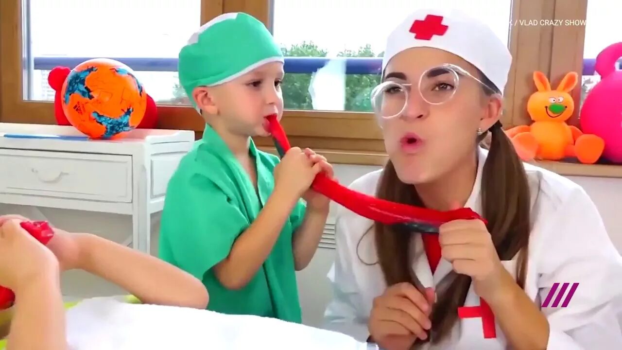 Vlad crazy show. Vlad crazy show вредные детки. vlad crazyshow вредные детки. vlad crazy show чипсы.