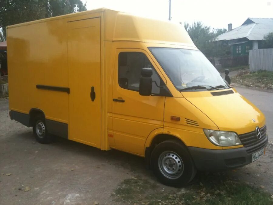 Продажа спринтеров в россии. Мерседес Спринтер 308. Mercedes-Benz Sprinter 308 CDI. Мерседес Спринтер почтовик 308 CDI. Мерседес Бенц Спринтер 308 д почтовик.