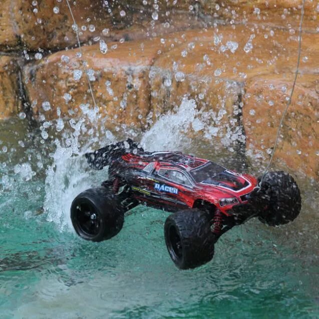 машинки remote control (rc). гонки на машинах на пульте управления. видео управляемых машин. машина на управлении для ребенка. крутые радиоуправляемые машины.