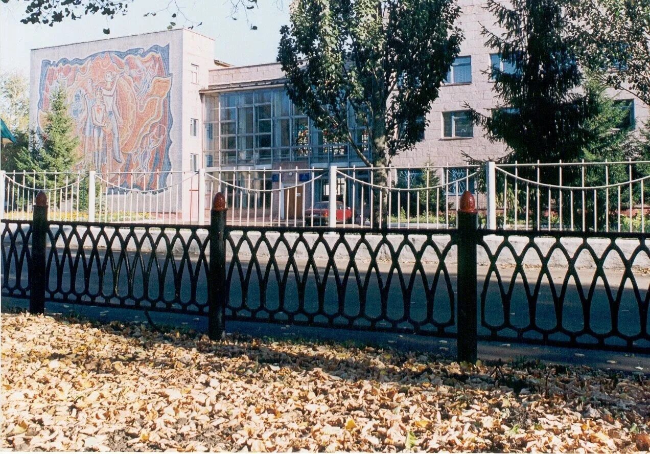 Ддют ишимбай. Дворец пионеров октябрьский башкортостан. дворец пионеров в городе орске. дом пионеров ишимбай.