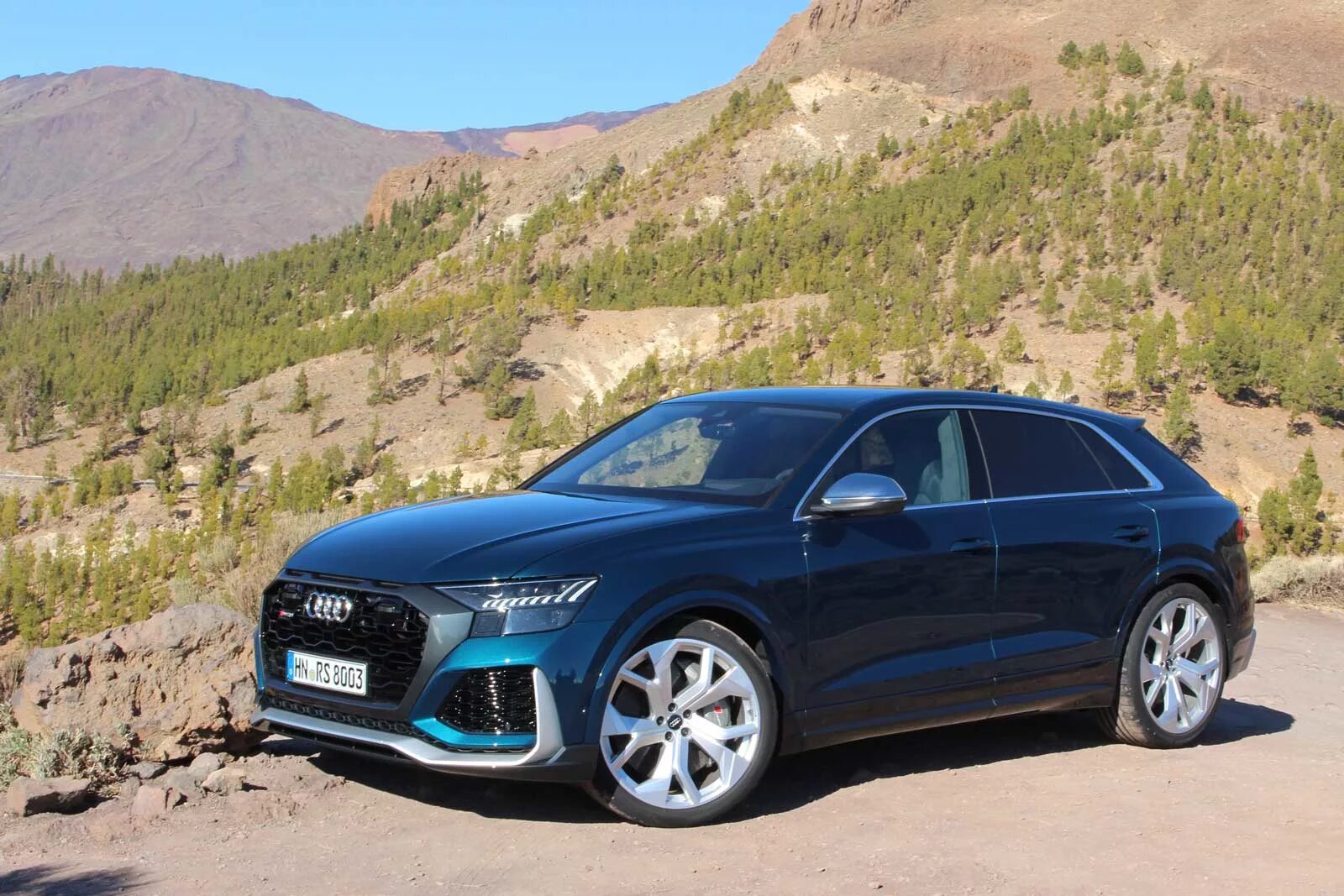 Темно синий 1 1 20 август 2025. Ауди q8 2025. ауди rs q8 2025. audi rs8 2025. audi q8 sportback 2025.