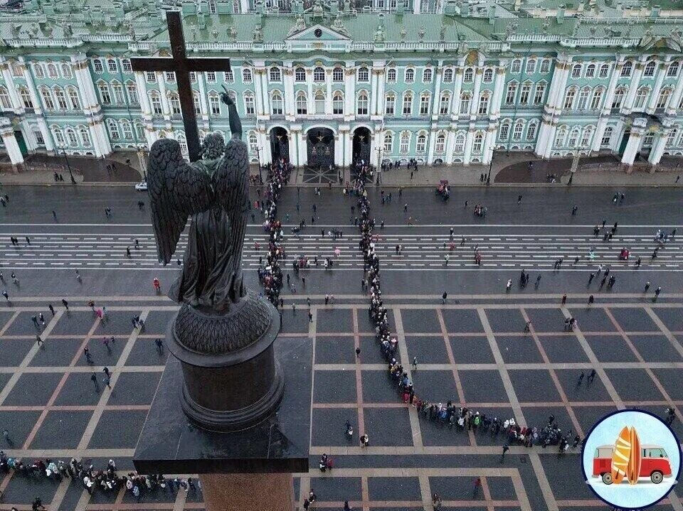 Веб камеры спб дворцовая площадь. Эрмитаж дворцовая площадь. эрмитаж на дворцовой площади. музей на дворцовая площадь петербург. эрмитаж санкт-петербург касса.