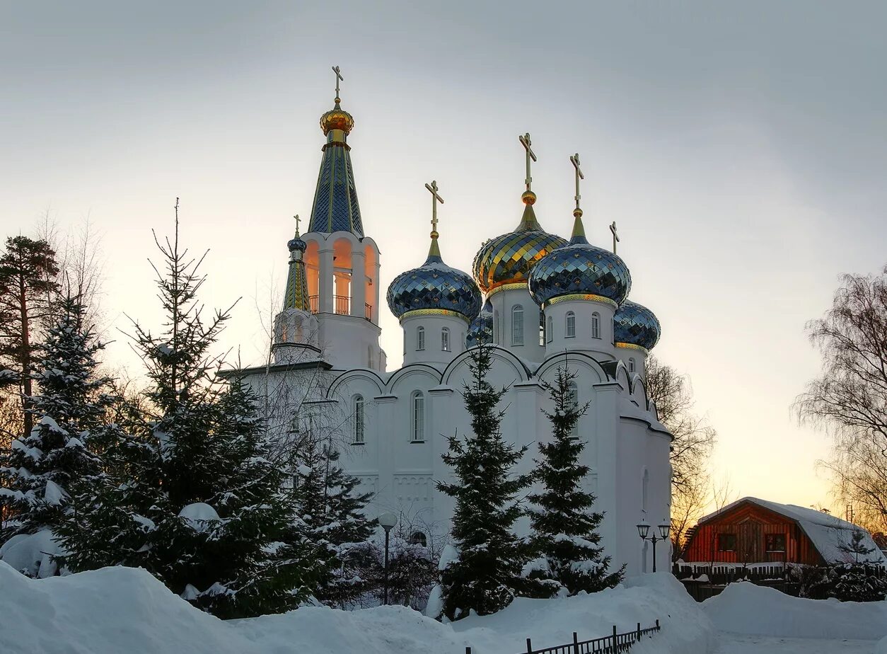 Никольская Церковь Пушкино зимой. Никольский храм Пушкино. Пушкино (город в Московской обл.). Храм в Пушкино Московской области Николая Чудотворца. Пушкино ру московская область