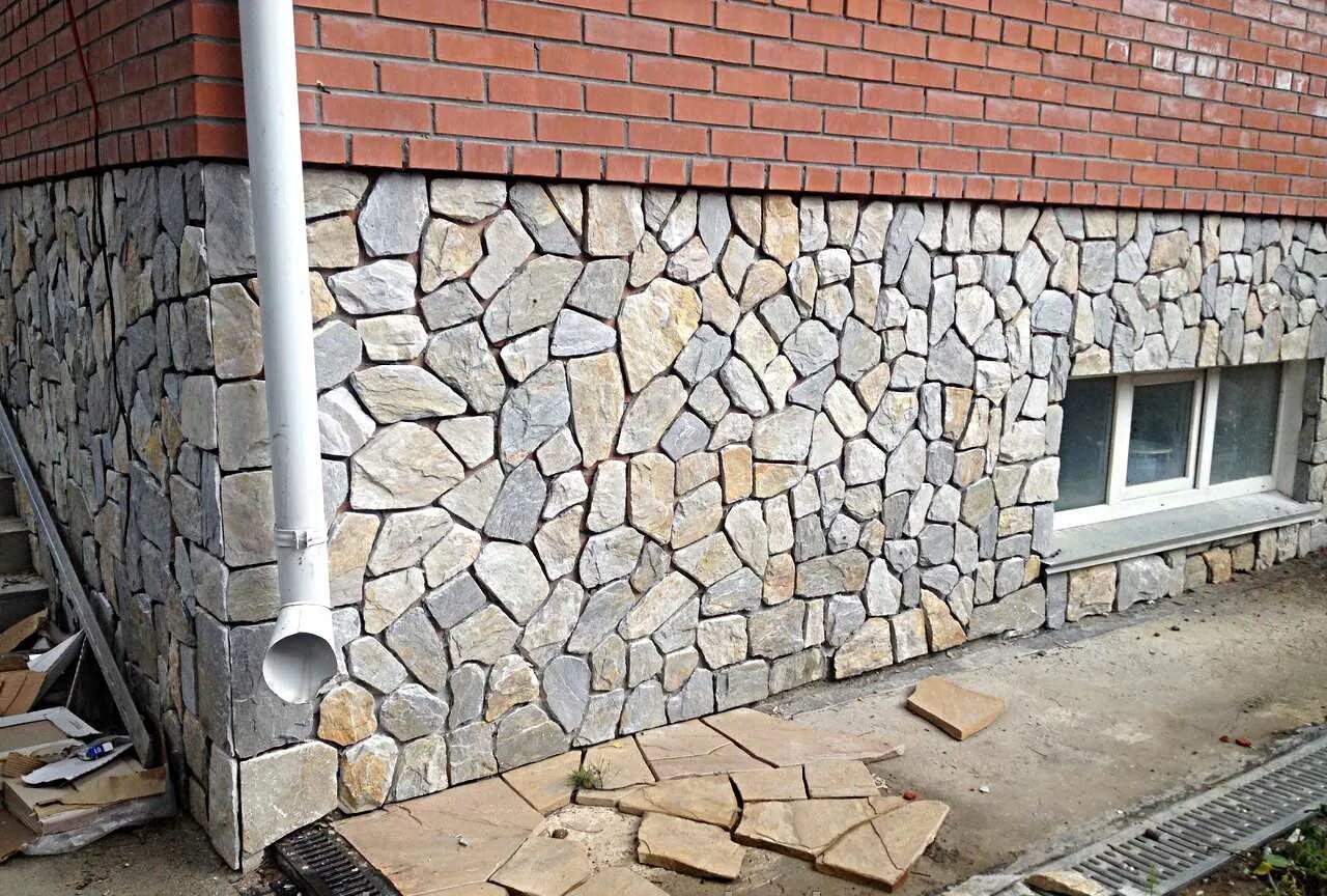 Фундамент из природного камня