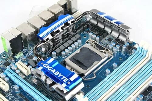 P55 телефон. Материнская плата Gigabyte ga-p55-ud6. Материнская плата Gigabyte p55-ud6-c. Материнская плата Gigabyte lga1156 Socket. Ga-p55-ud6.