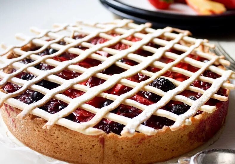 бисквит для торта пышный. домашняя выпечка. бисквит классический. тирольский пирог с ягодами. вкуснее или вкуснейвкуснее шарлотки.