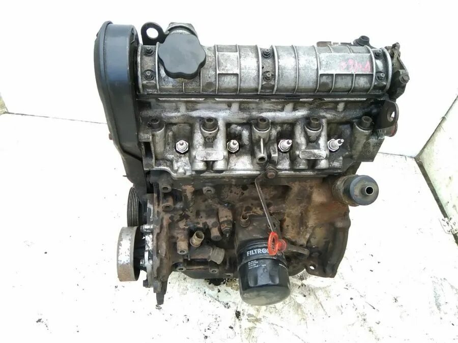Вольво 440 двигатель 1. Volvo 440 двигатель. Вольво 440 двигатель. Вольво 440 двигатель 1. 8 инжектор.