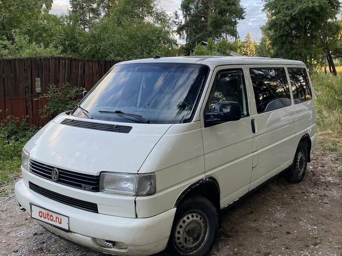Фольксваген транспортер 2004. Фольксваген транспортер дизель. Фольксваген транспортер т5 красный. Авито ру. Авито.
