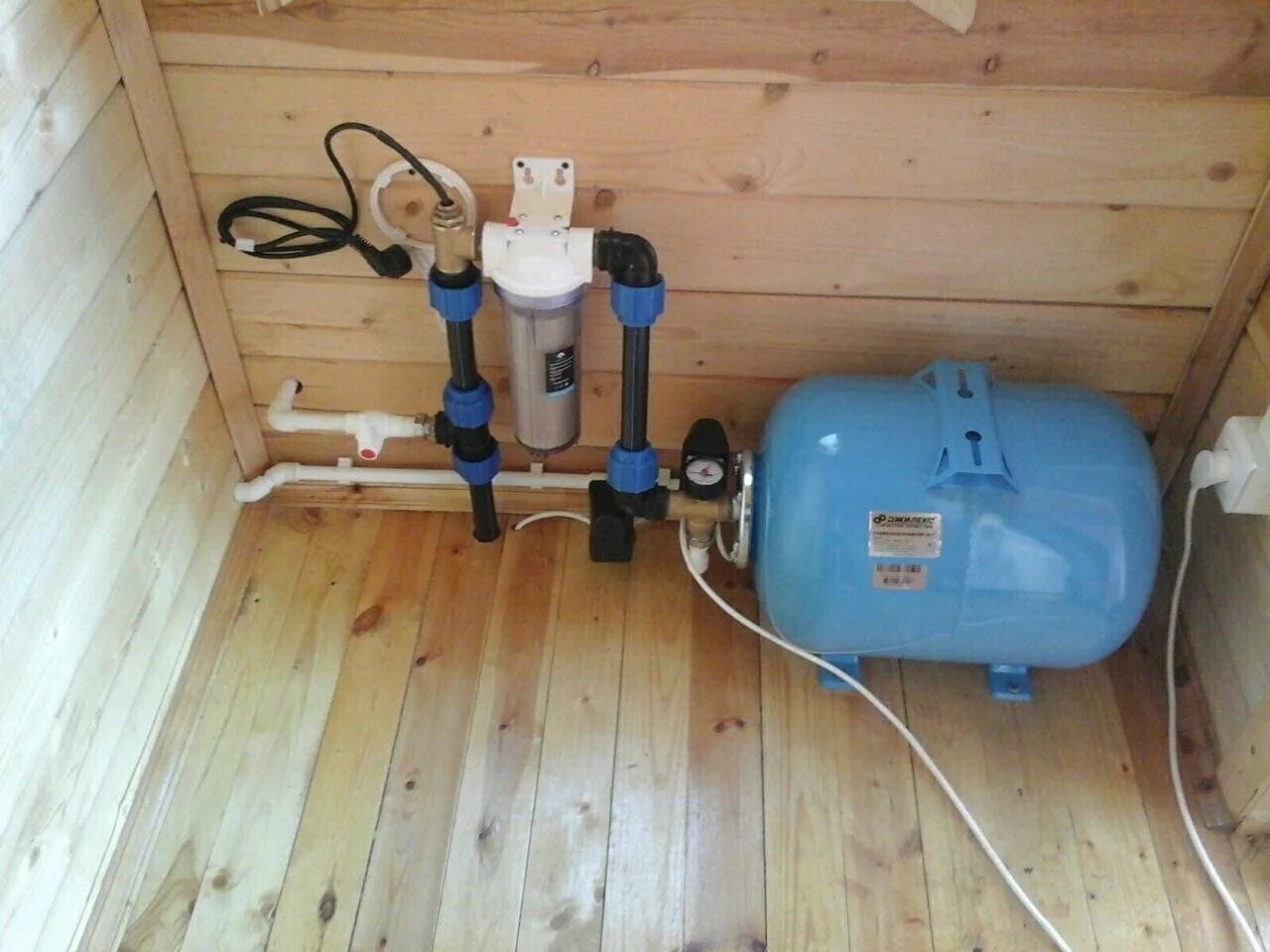 гидроаккумулятор для насосной станции в дом. насосная станция для скважины 20 метров. гидроаккумулятор краб 50 л джилекс. бак расширительный для водоснабжения 50 л с реле давления. гидроаккумулятор для насосной станции в дом.