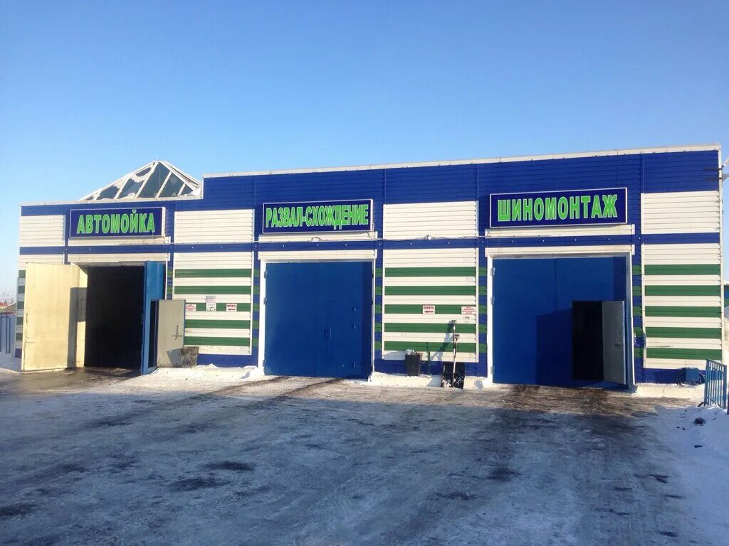 Технику новый уренгой. Технику новый уренгой. Сабетта буровая. Новый уренгой площадь памяти техника. Магазин камаз на аппаратной.