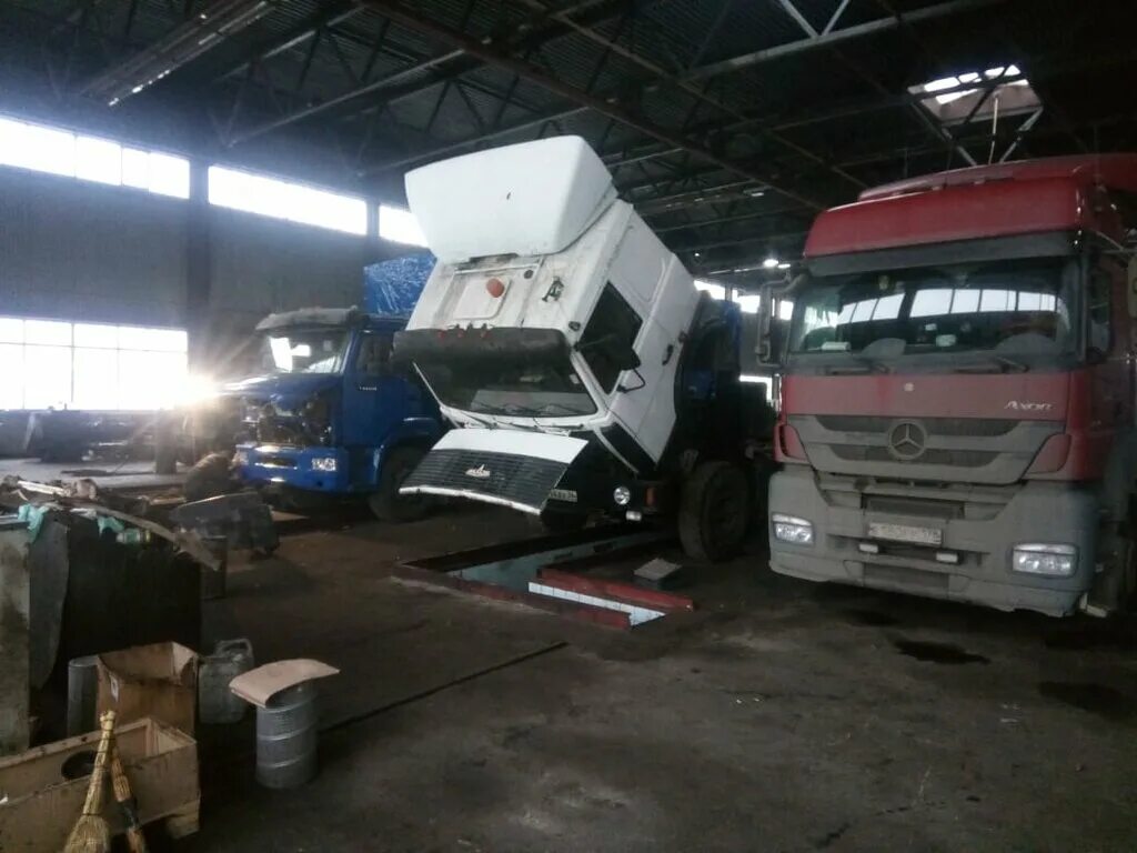 грузовое сто. ремонт грузовых автомобилей в воронеже. скания 100. зеленоград вольво трак сервис. вольво глобал трак.