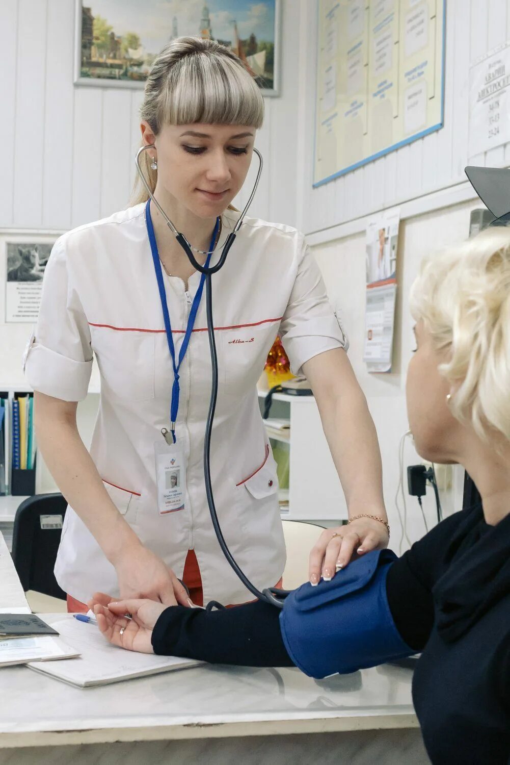 122 вызов врача на дом. Юнякова эндокринолог выкса. Врачи выкса црб. Выксунская црб выкса. Медицина в городе.