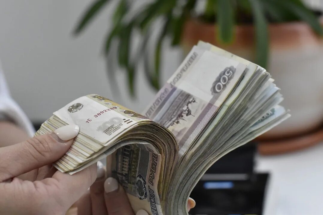 Повышение зарплаты в 2025 году. Повышение дохода. Госдума отклонила законопроект об увеличении МРОТ до 30 тыс. Рублей,.