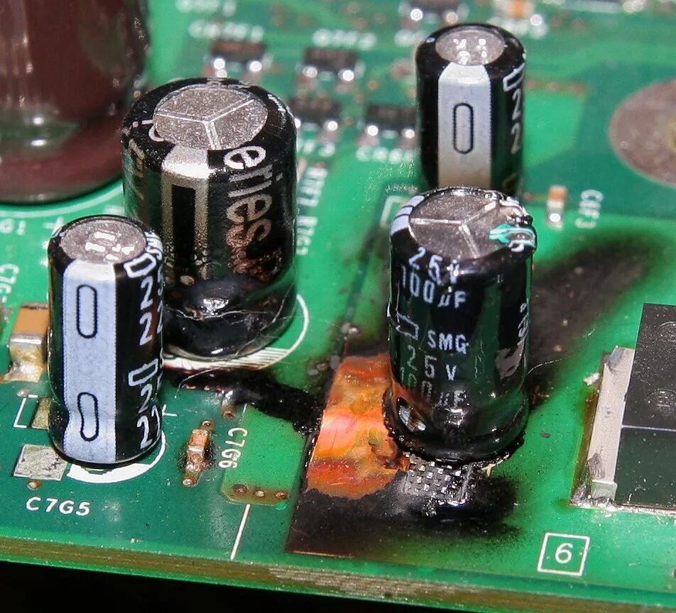 Сгорел конденсатор. Xbox original clock capacitor. электронные конденсаторы для xbox оригинал запчасти.