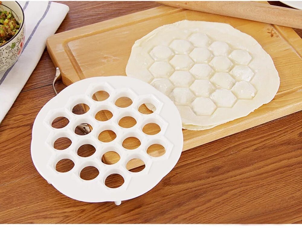 Пельменница м1205. Диаметр 25,5см. Пельменницы для дома. Пельменница мультидом 37 ячеек. Форма для лепки пельменей.