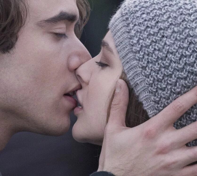 Фильм если я останусь мия. F i stay. Если я останусь моменты. F i stay. If i stay фильм.