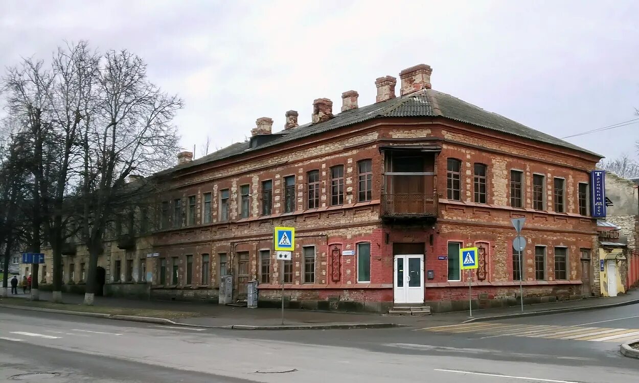 Псковская область, псков, ул. Леона поземского 10 псков. Улица леона поземского псков. Псков, ул. Леона поземского 5 псков.