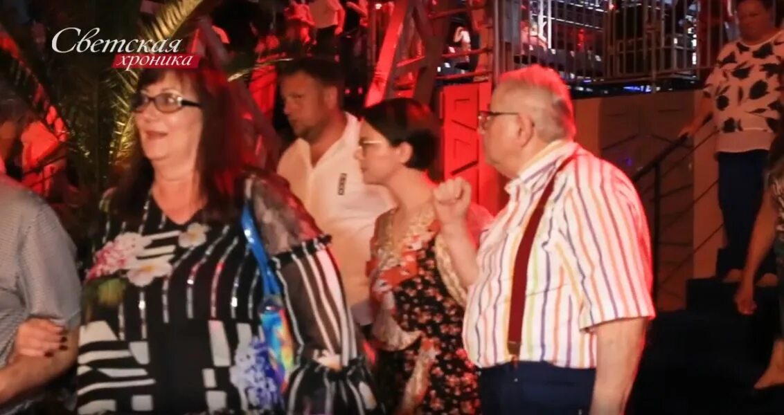 Петросян вновь стал. Петросян вновь стал