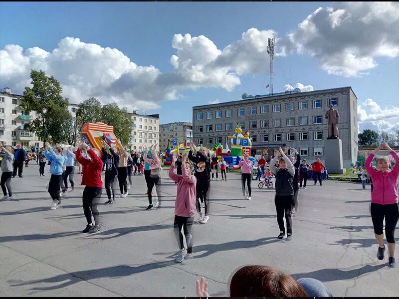 Александровск пермский край сайт. Александровск Пермский край. Александровск Пермский край площадь. Город Александровск Пермь. День города в Александровске Пермский край.