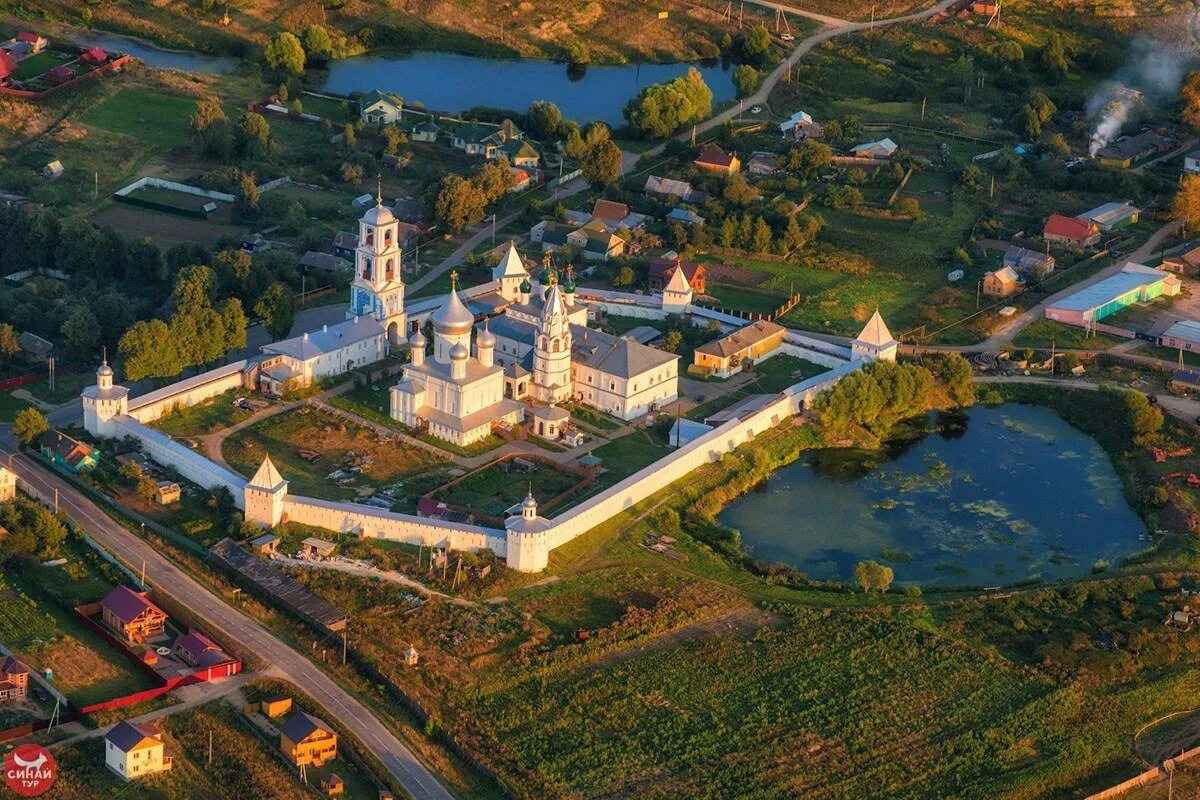 Монастыри золотого кольца. Переславль-Залесский Переславский Кремль. Переславль-Залесский золотое кольцо. Кремль Переславля-Залесского Переславль - Залесский.. Переславль Залесский, Никитский монастырь, с птичьего полета.