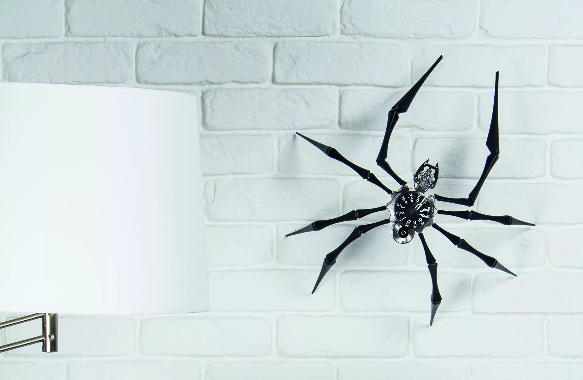 Clock spider. Часы spider. паук часики. паучьи часы. паутина в часах.