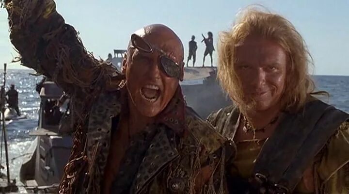 Водный мир (waterworld) 1995. Кевин костнер водный мир. Водный мир мужик в очках. Кевин костнер водный мир. Подводный мир в майне.