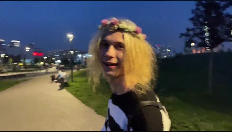 анастасия стрижак. женя крутит мир. женя крутит мир. дарья ланько владивосток. иван золо матерится.