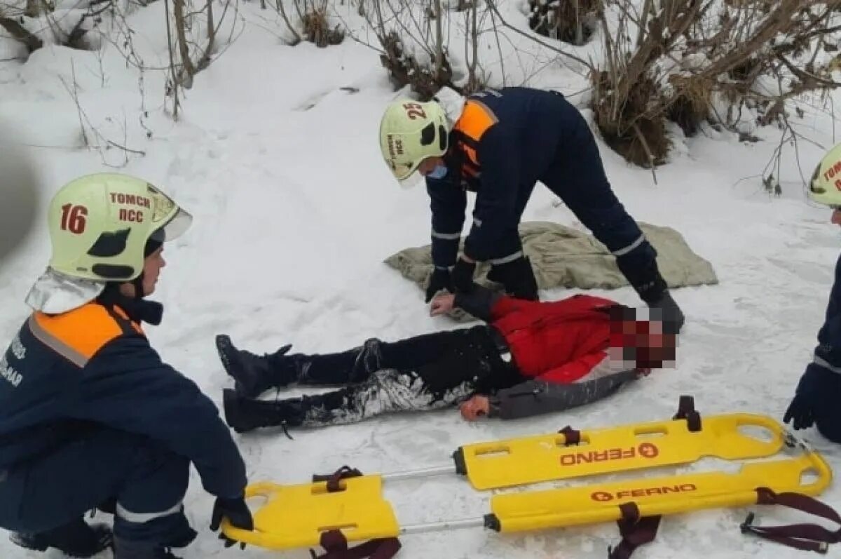 Спасенные со льдов. Лед байкала. Спасенные со льдов. Рыбаки на льдине на дальнем востоке. Спасенные со льдов.