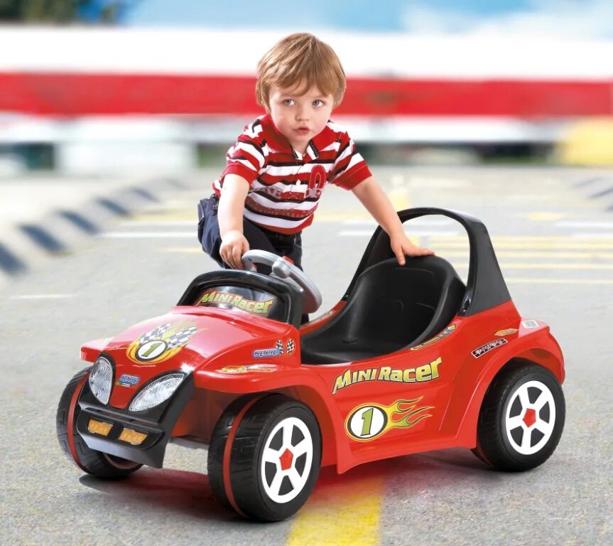 Машинки на прокат. Peg-Perego Mini-Racer. Детские машинки. Машина для детей. Электромобиль для детей.