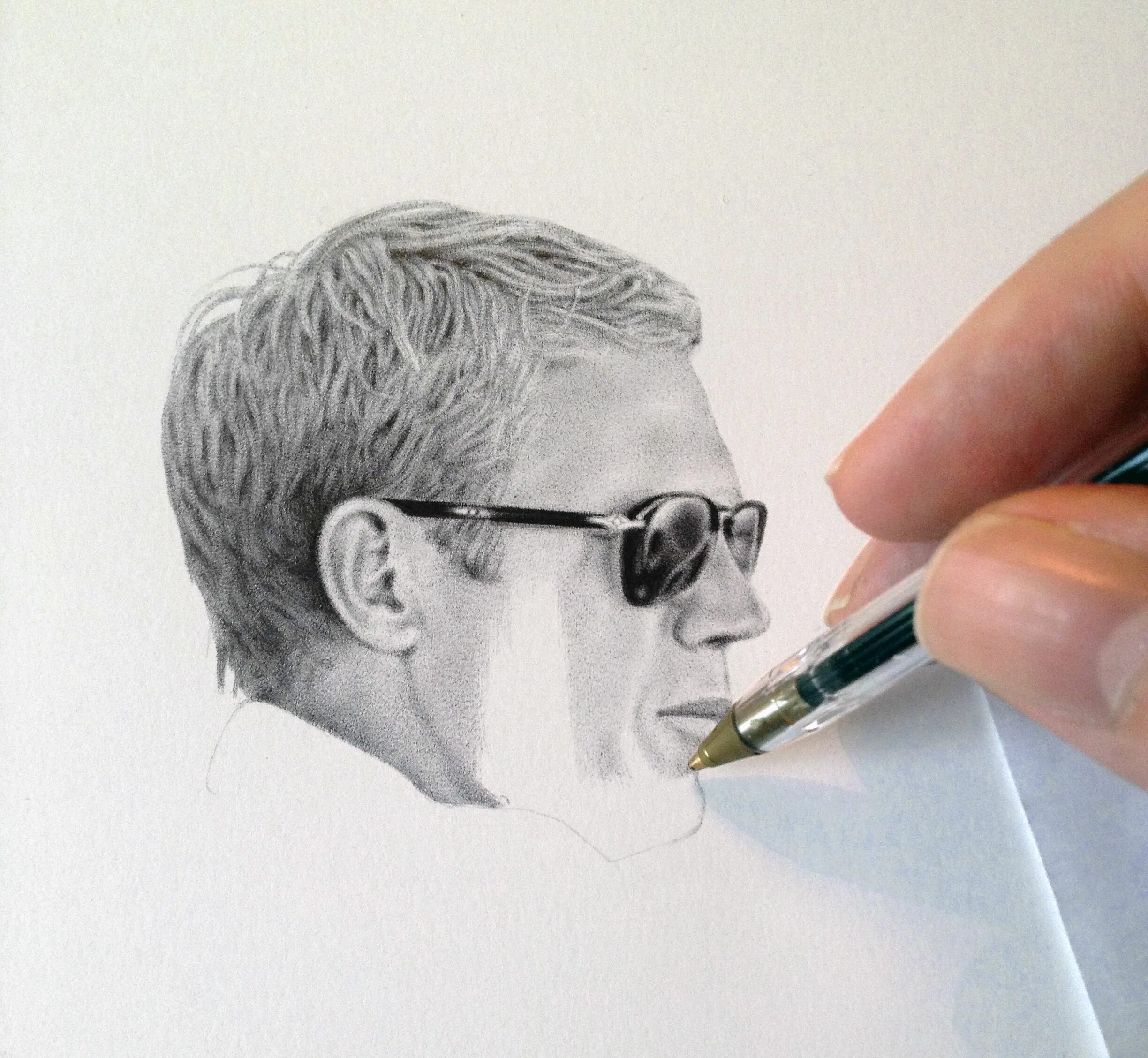 Drawing pens