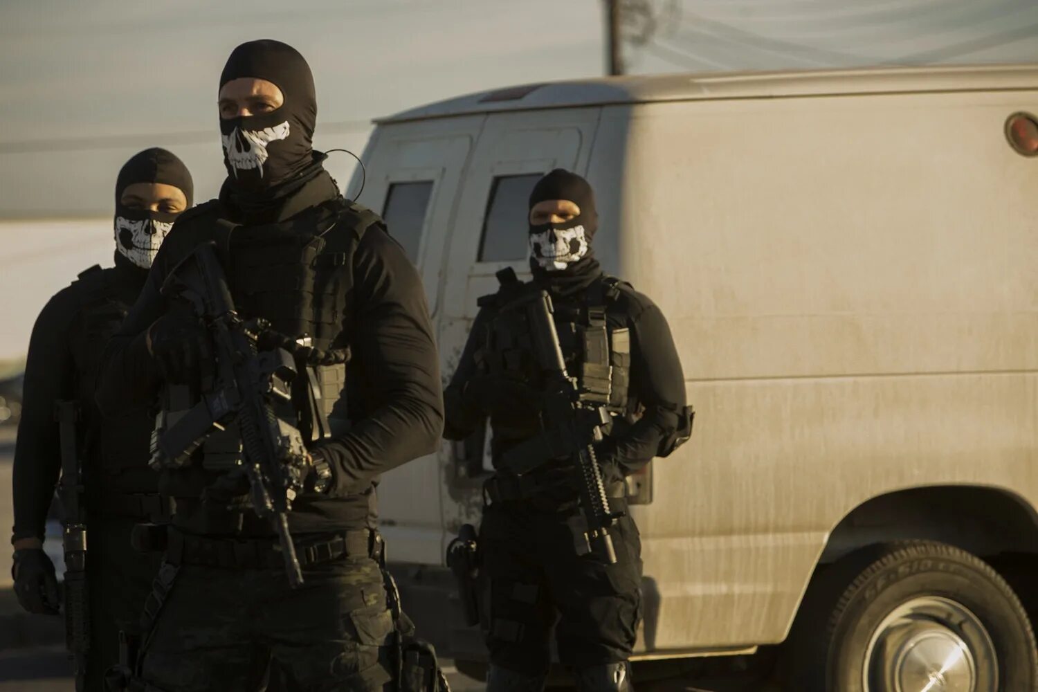 джерард батлер охота на воров. боевик охота 2018. охота на воров 2018. "охота на воров" сша, 2018 г. пабло шрайбер охота на воров.