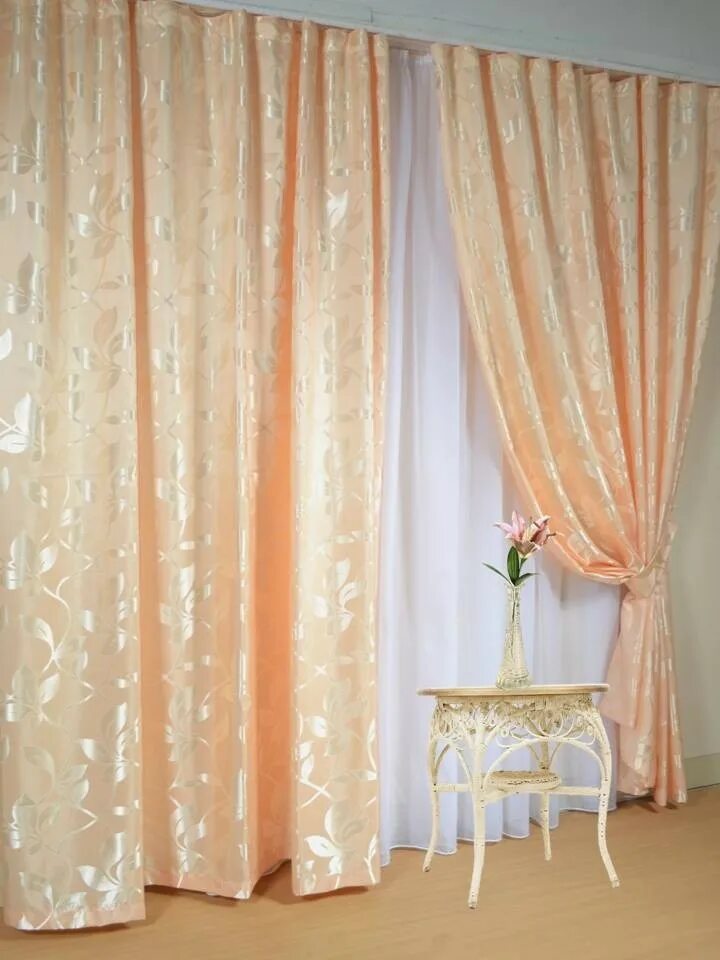 шторы персикового цвета. какие шторы подойдут к персиковым. персиковые шторы. оранжевые шторы. оранжевые шторы.