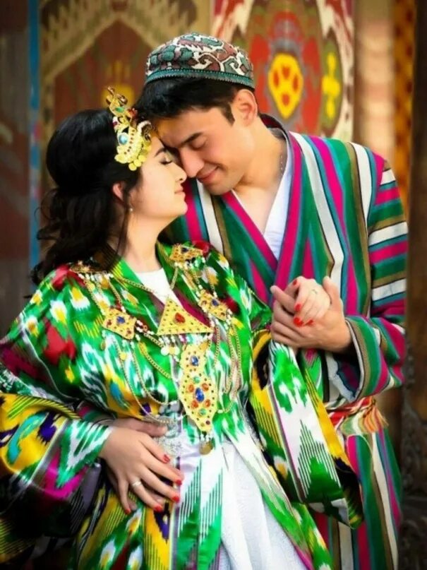 Узбекские национальные Наряды. Узбекские парочки. Узбекские национальные платья. Фотосессия в таджикском стиле.