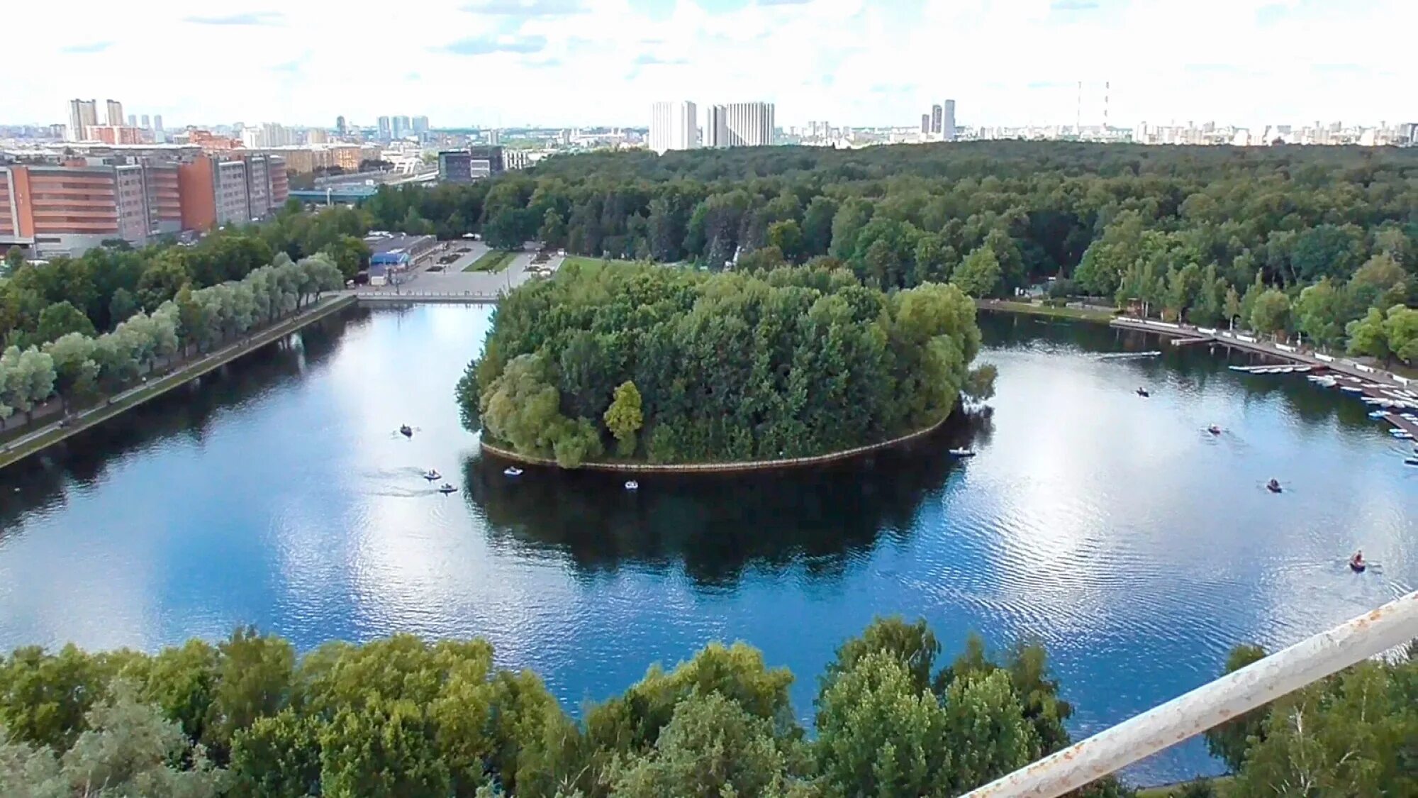 Москва район Измайловский парк. Измайловский парк озеро. Измайловский парк пруд. Измайловский лесопарк Москва.