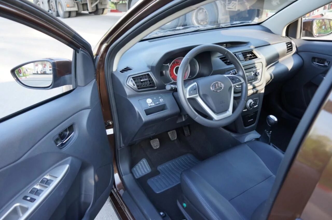 Лифан х50 замена. Lifan x50. lifan x50 салон. лифан x50 салон. салон лифан икс 50.