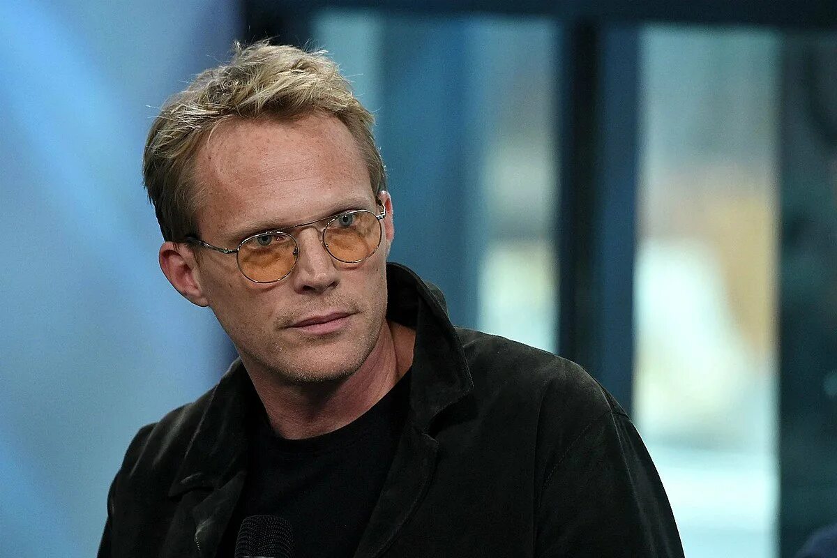 Актер пол беттани. Пол беттани paul bettany. Пол беттани. Пол беттани 2020. Пол беттани 2000.