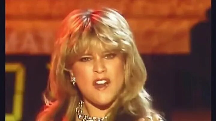 Дискотека 70-80. Популярные клипы 80. Hits of 80's. Клипы 80 90 ремиксы. Эстрада 90.