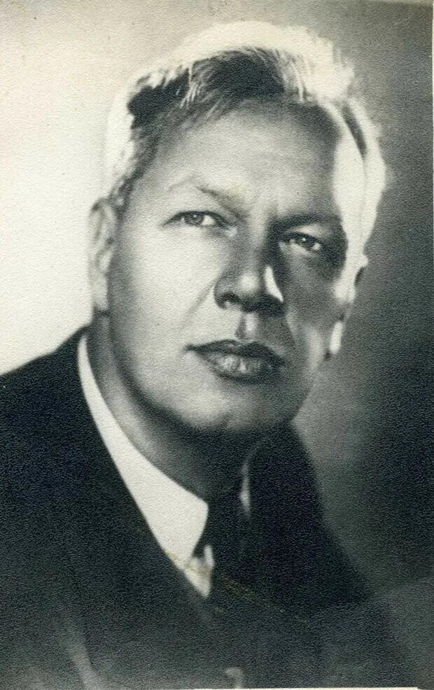 Н п охлопков театр. Н п охлопков театр