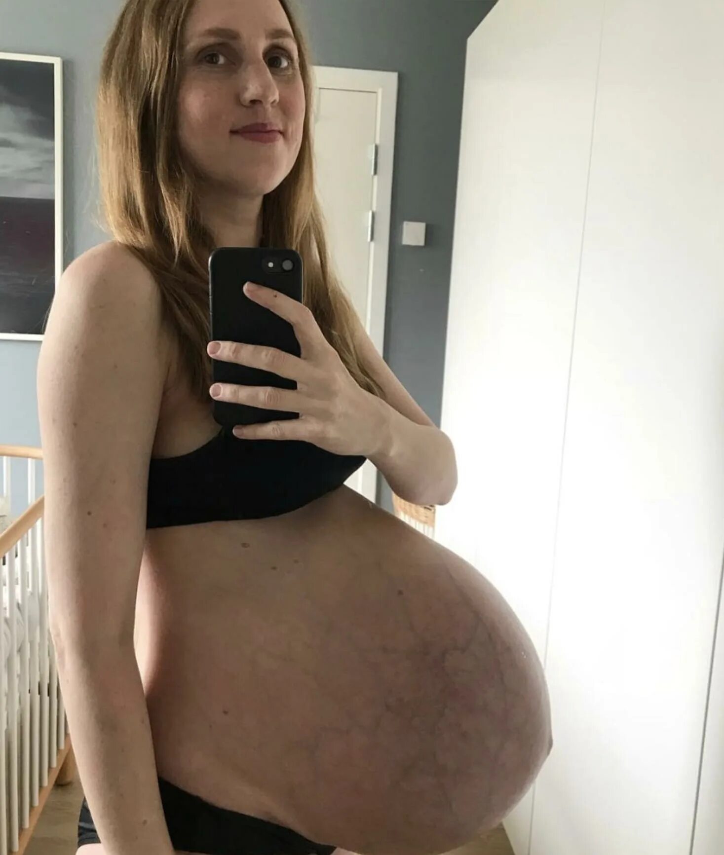 Самую беременную маму