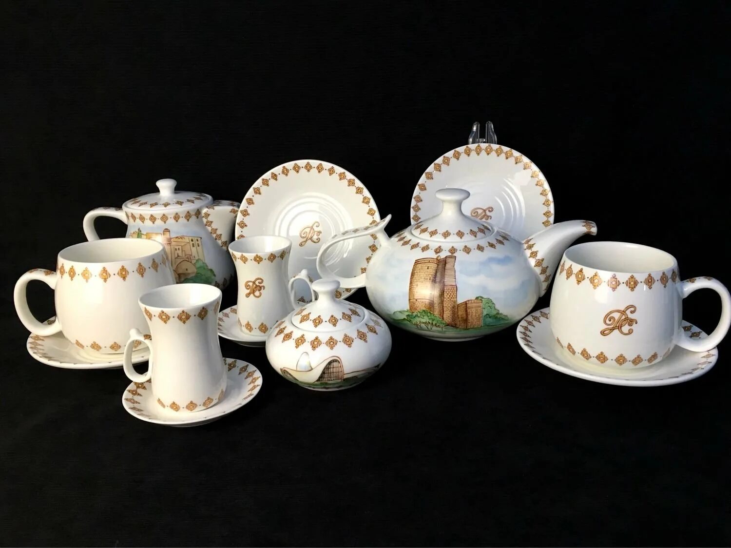 Limoges фарфор франция. фарфор limoges france винтаж. Limoges france limoges сервиз. французский фарфор лимож. лиможский фарфор тарелки.