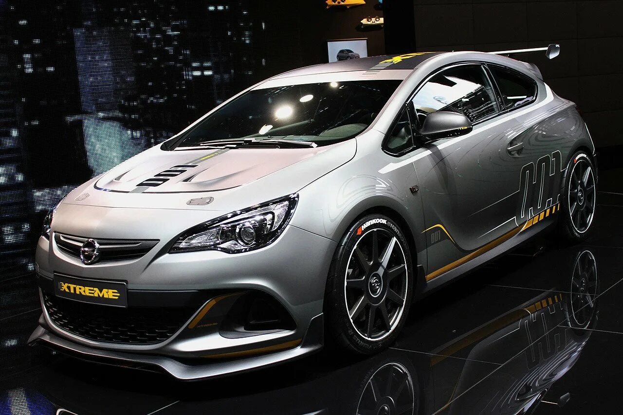 Тюнинг опель j. Opel Astra GTC 2014. Opel Astra OPC. Opel Astra GTC OPC. Opel Astra OPC Tuning.