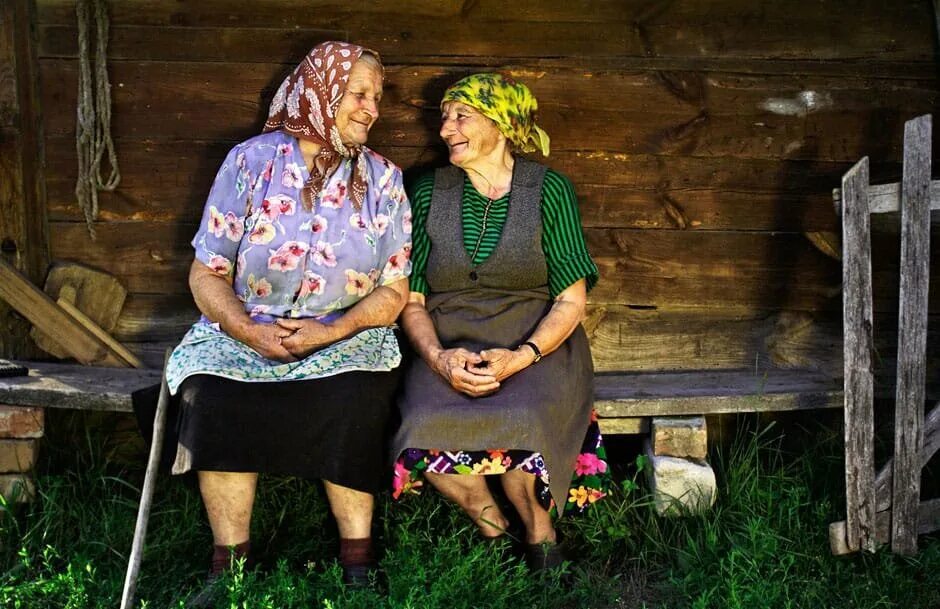 Старые деревенские бабы