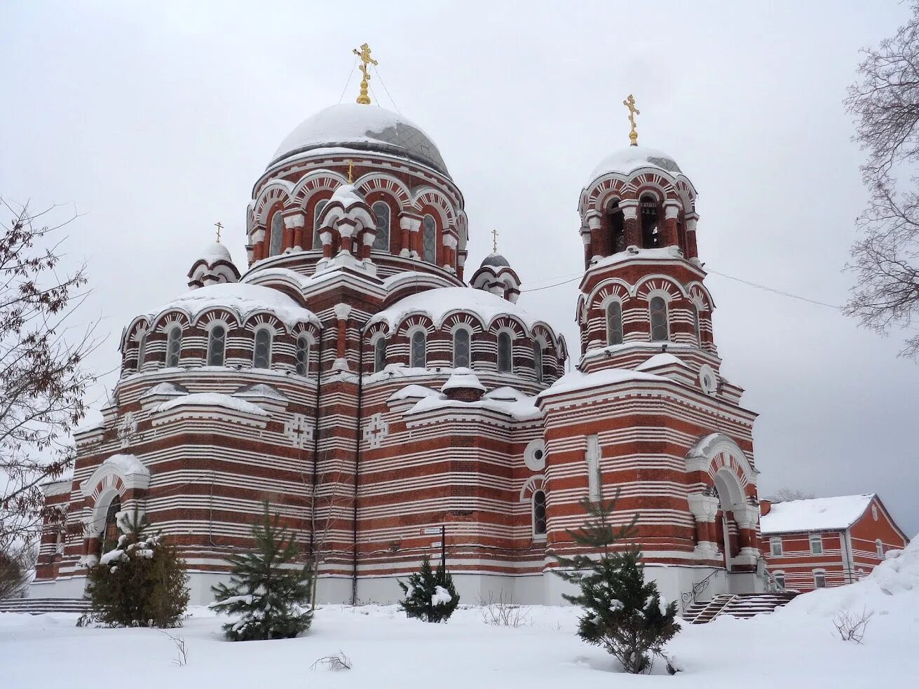 Щурово пресвятая троица. Щурово храм. Церковь Пресвятой Троицы в Щурово. Коломна монастырь в Щурово.