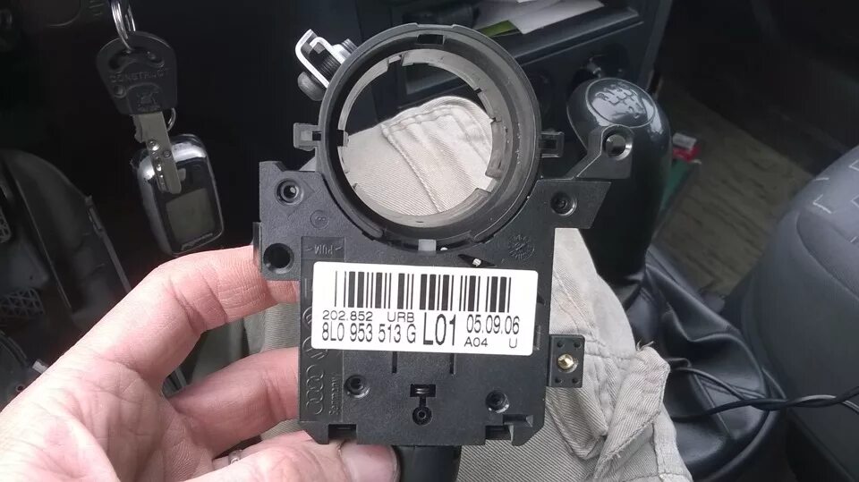 Не работает поворот шкода. Привод датчика угла поворота skoda octavia 2008 артикул.