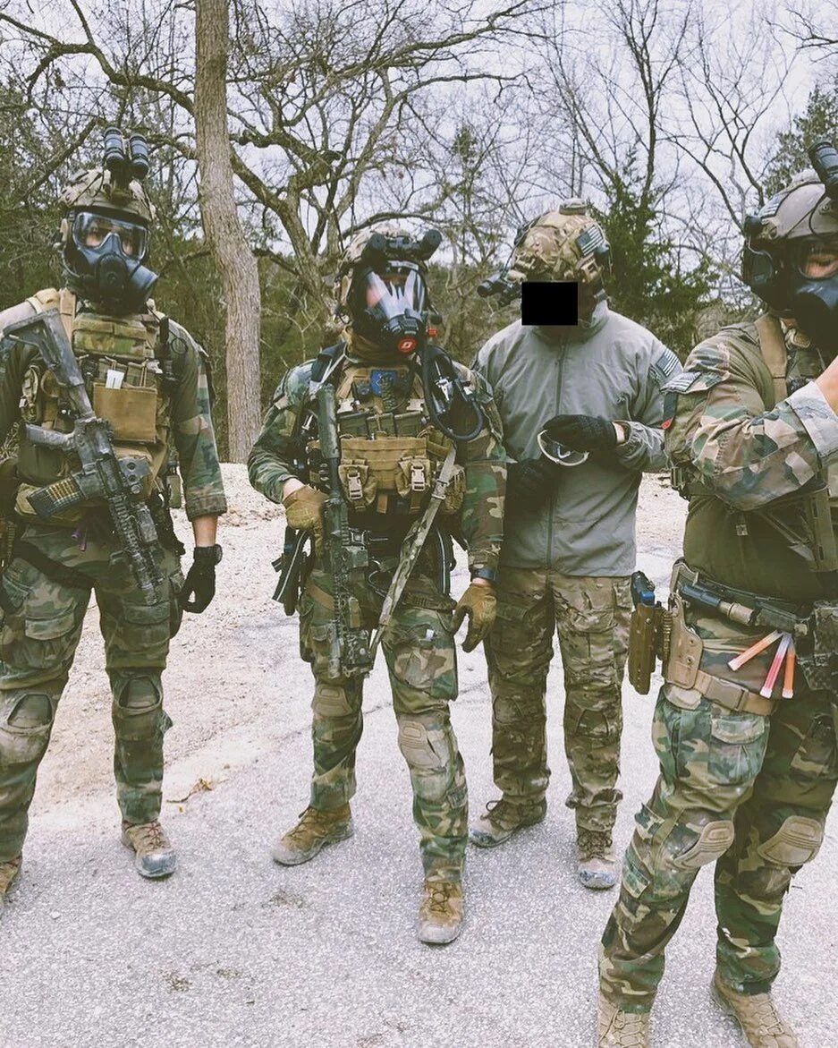Forward observation group instagram. Forward observations group кепка.