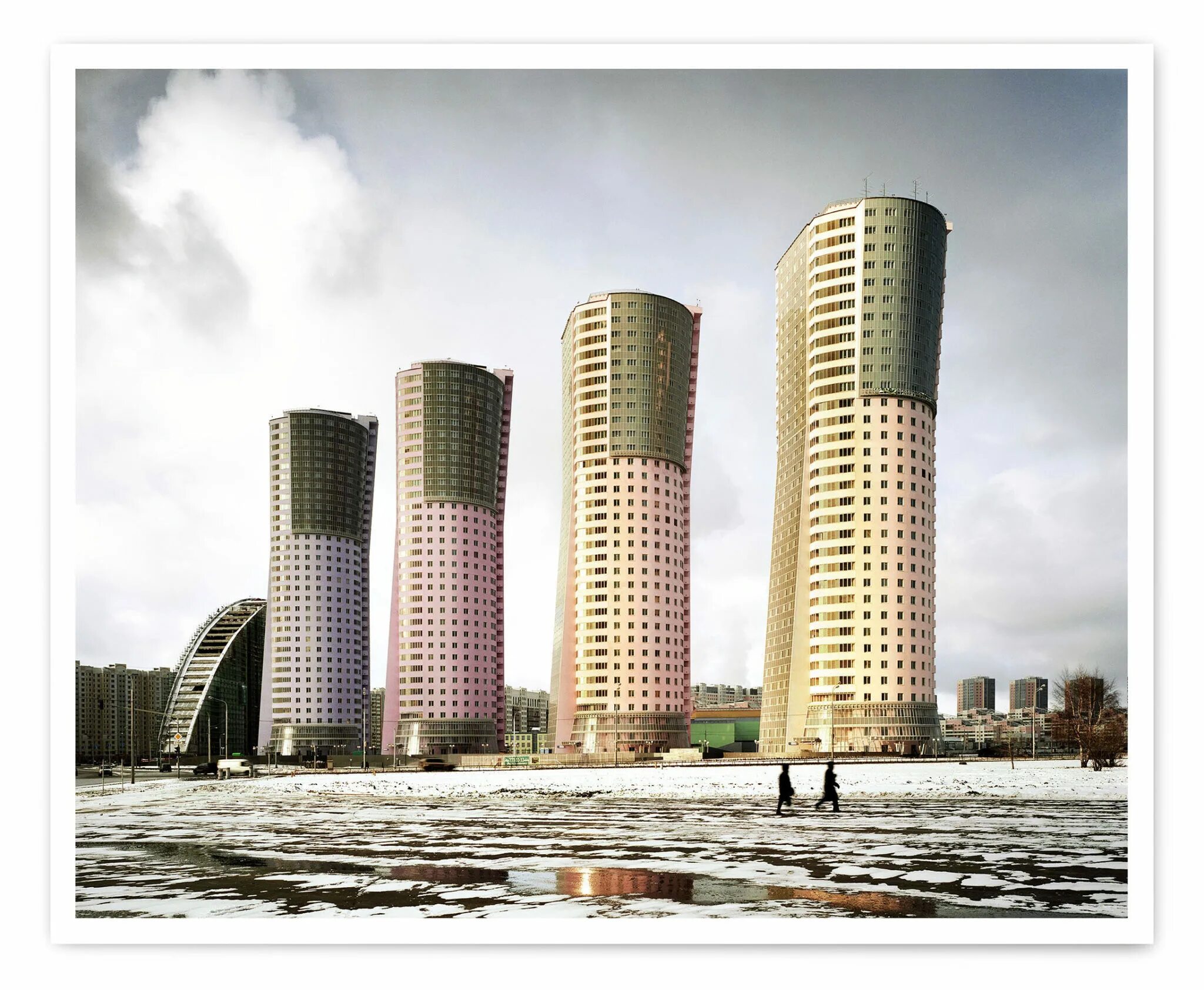 Башня парк москва. Башня гранд тауэр. архитектура. круглая башня. небоскребы москвы.