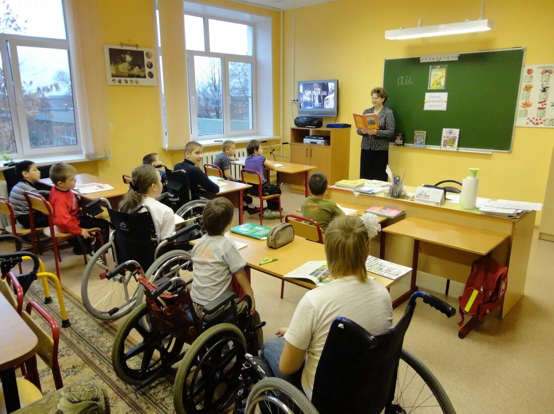 нижнеломовский дом-интернат для детей с физическими недостатками. нижнеломовский дом интернат физическими недостатками 2010. детский дом инвалидов. дома интернаты детей с физическими недостатками. орловская область г болхов детский дом интернат для инвалидов.